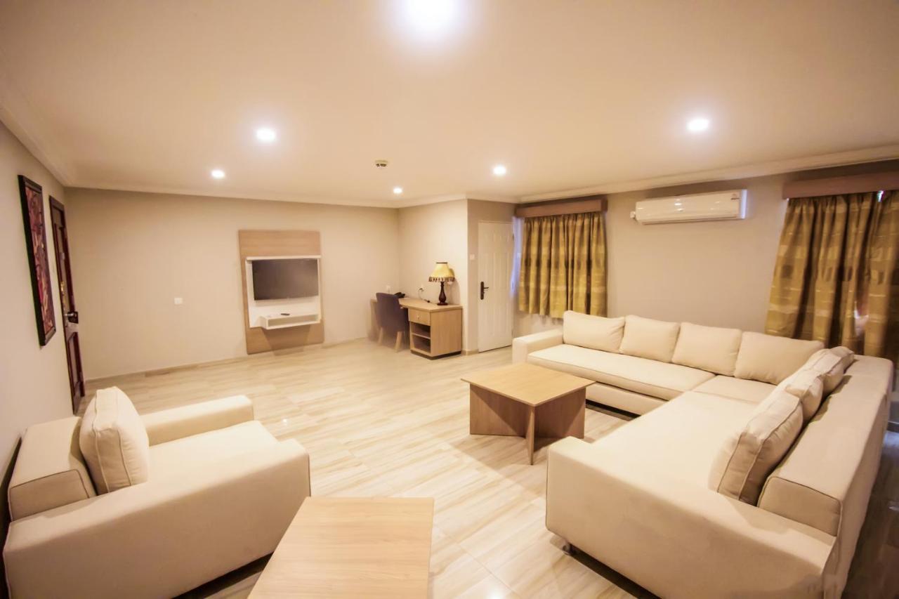 Visa Karena Hotels Port Harcourt Exterior photo