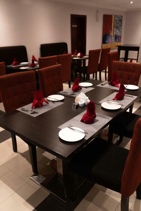 Visa Karena Hotels Port Harcourt Exterior photo